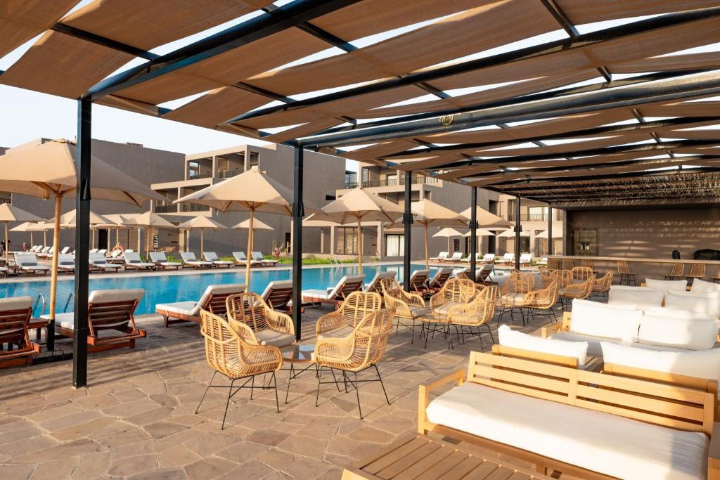 Sentido Naga Bay 5*