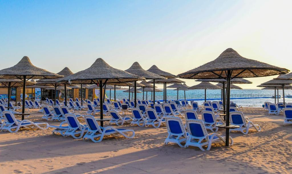 Ivy Cyrene Island Aqua Park Resort 4*