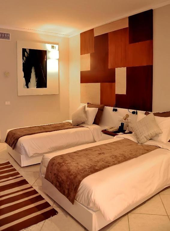 Swiss Heaven Sharming Inn 4*