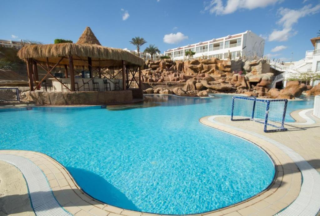 Swiss Heaven Sharming Inn 4*
