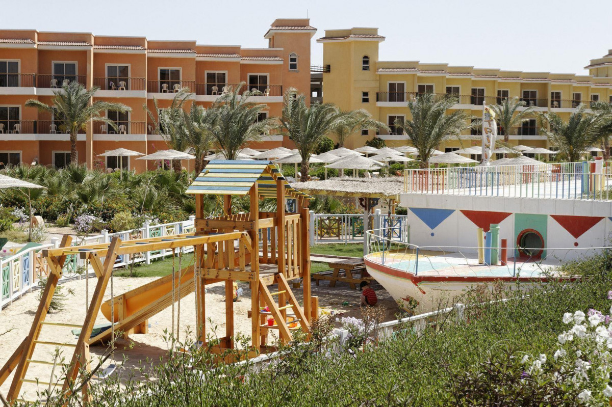 The Three Corners Sunny Beach Resort 4*