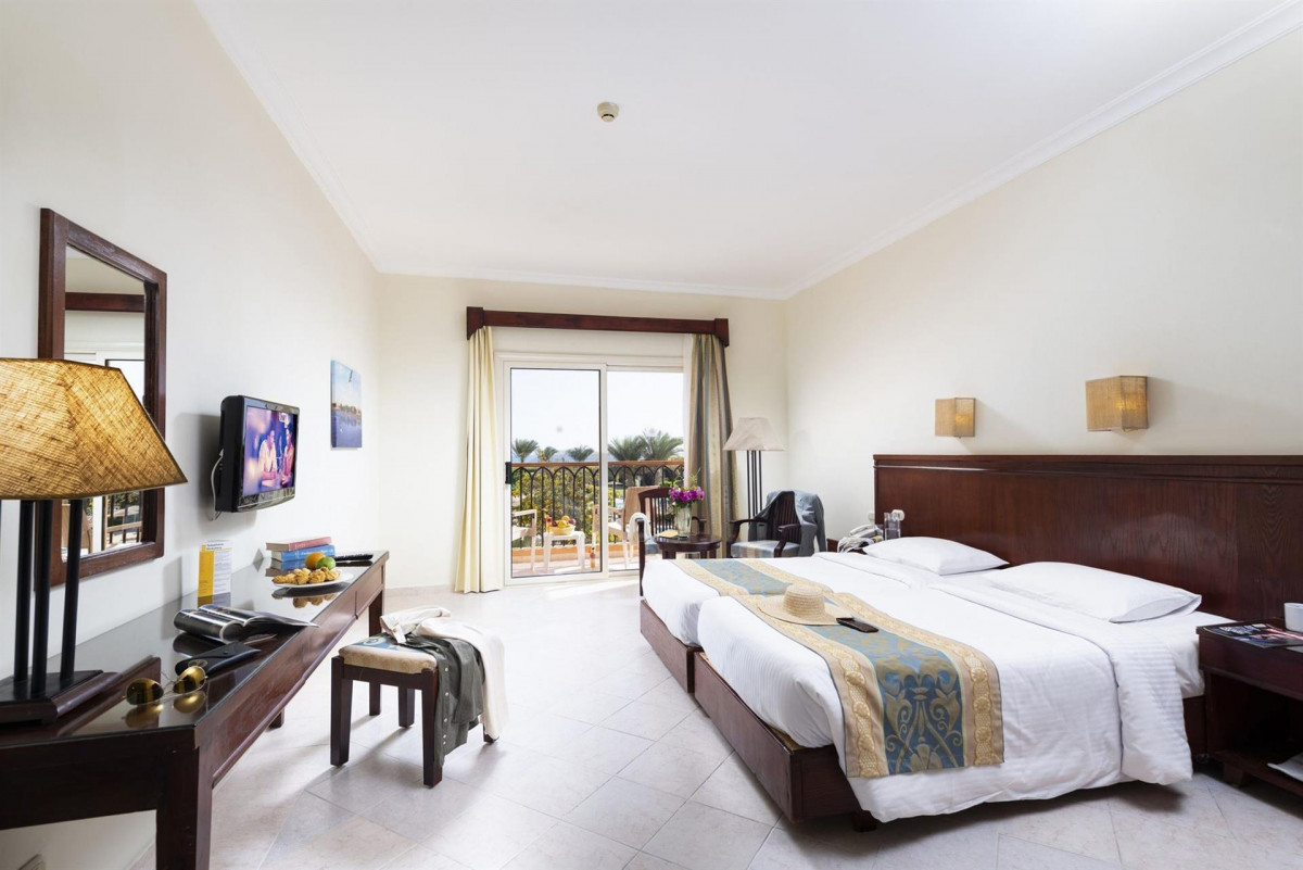 The Three Corners Sunny Beach Resort 4*