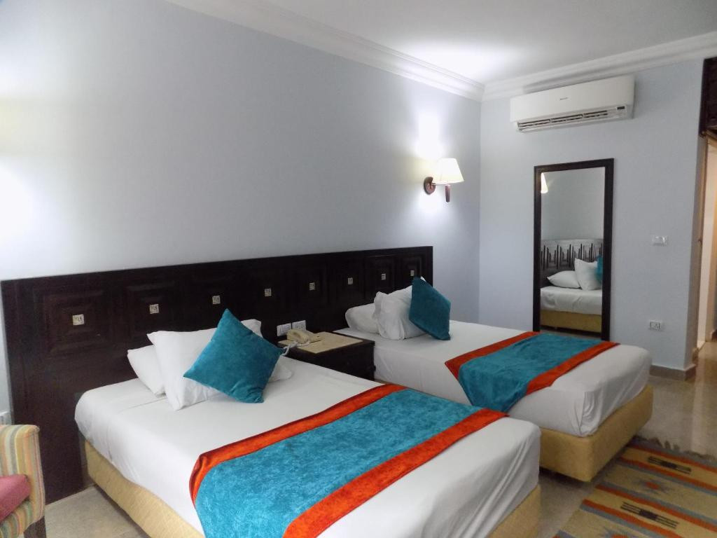 Turquoise Beach Hotel (Ex. Turquoise Swiss Inn) 3*