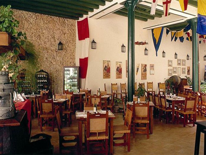 Meson De La Flota 3*