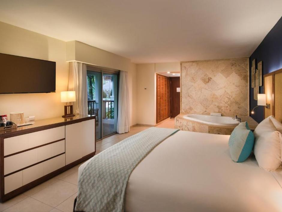 Impressive Premium Resort & Spa 5*