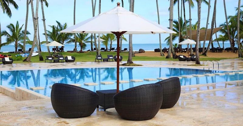 Coson Bay Hotel & Residences 4*