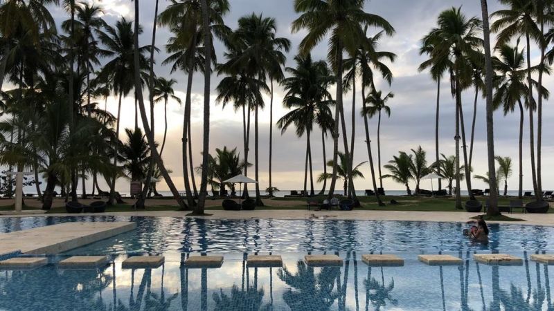 Coson Bay Hotel & Residences 4*
