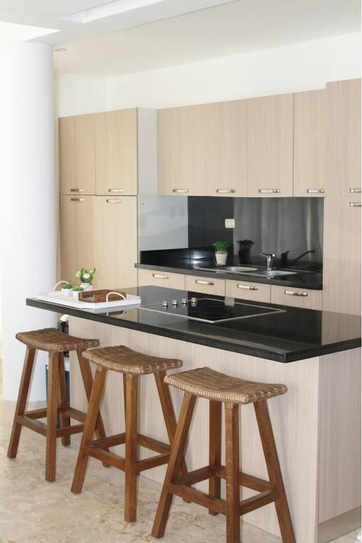 Coson Bay Hotel & Residences 4*