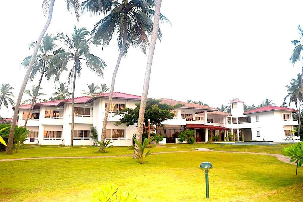 Sanmali Beach Hotel 2*