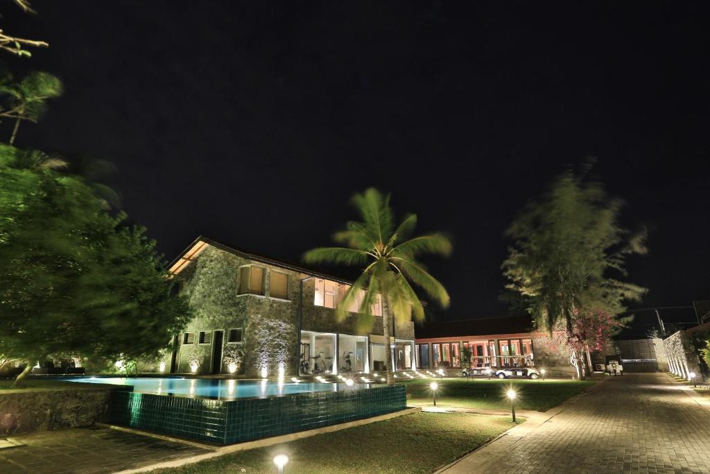 Regenta Arie Lagoon 4*