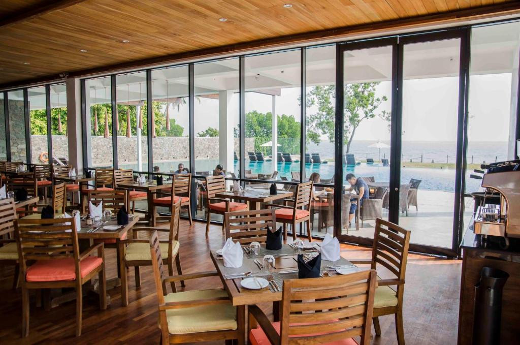 Regenta Arie Lagoon 4*