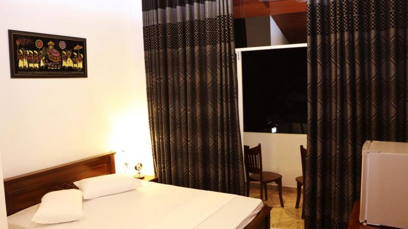 Ashford Beach 1*
