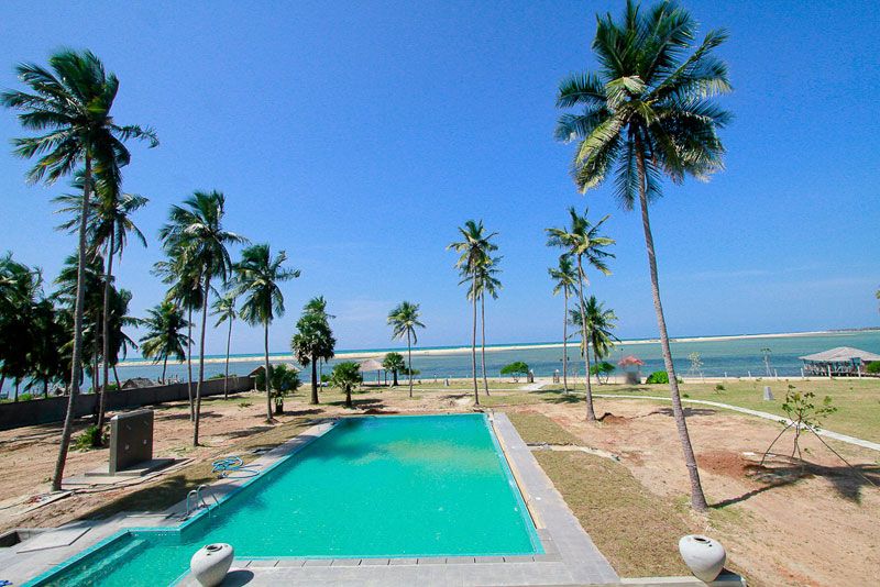 Divyaa Lagoon Resort 5*