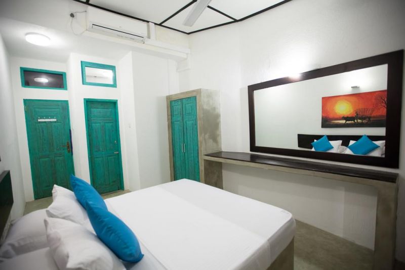 Hikks Villa 3*