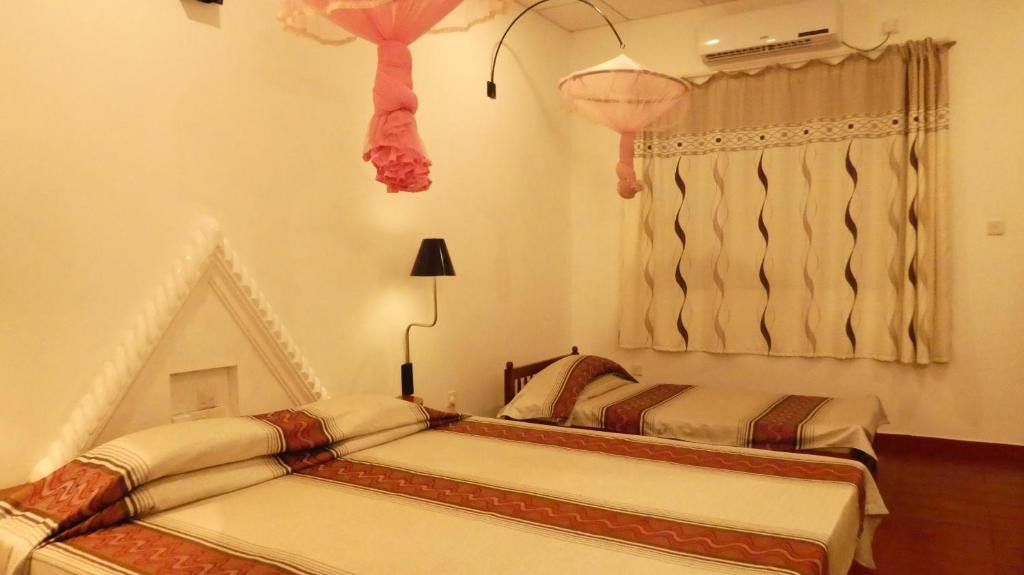 Hemadan Hotel 2*