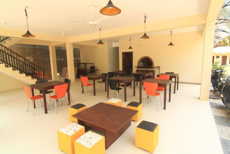 Jjs Hostel Mirissa 1*