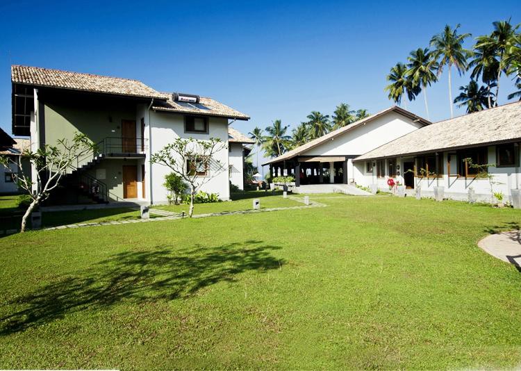 Kamili Beach Villa (Ex. Caltura Beach Villa) 4*