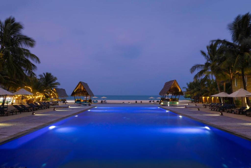 Maalu Maalu Resort & Spa 5*