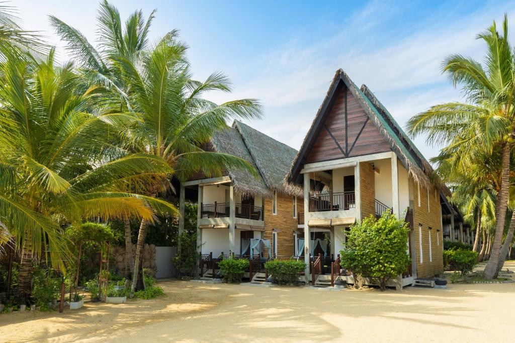 Maalu Maalu Resort & Spa 5*