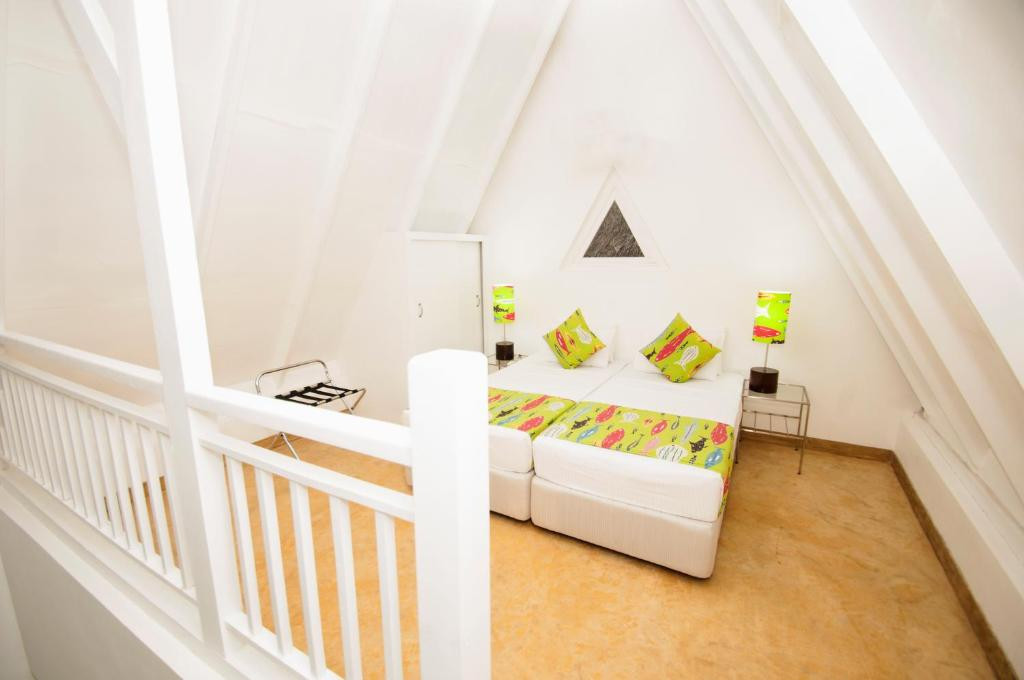 Maalu Maalu Resort & Spa 5*