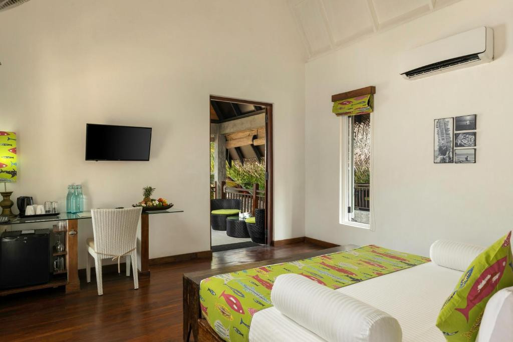 Maalu Maalu Resort & Spa 5*