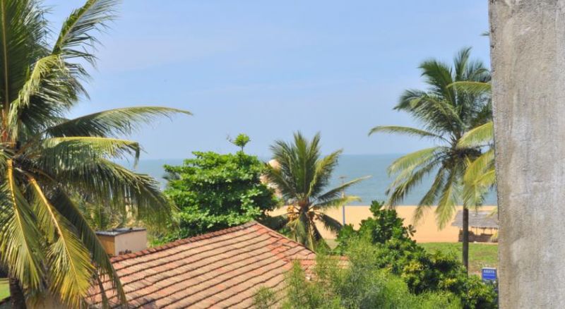 Marshal Beach Guesthouse 1*