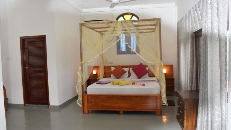 Mira Whales Resort 2*