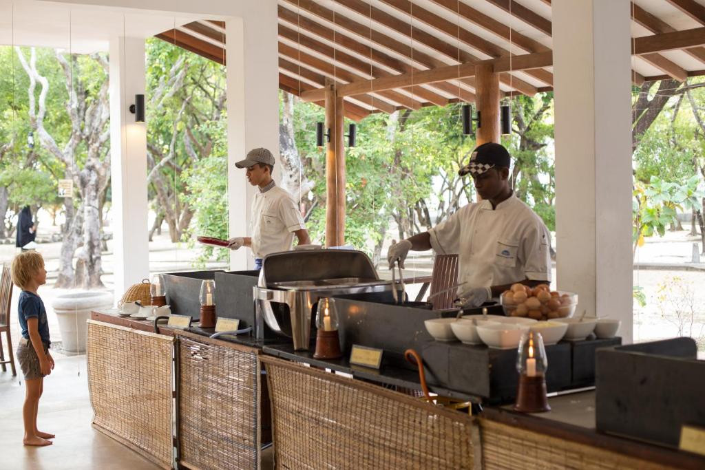 Nilaveli Beach Hotel 3*