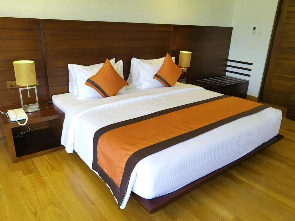 Nilaveli Beach Hotel 3*