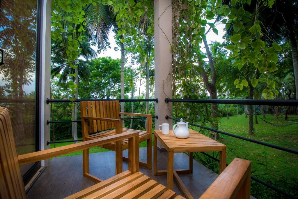 Palm Paradise Cabanas And Villas Beach Resort 3*