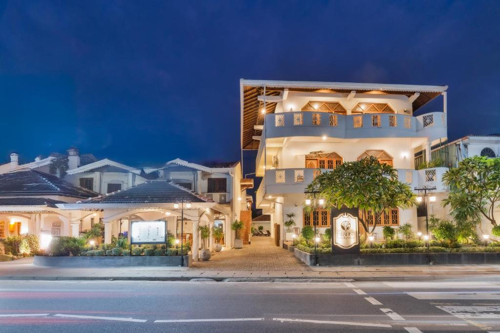 Paradise Holiday Village 3*