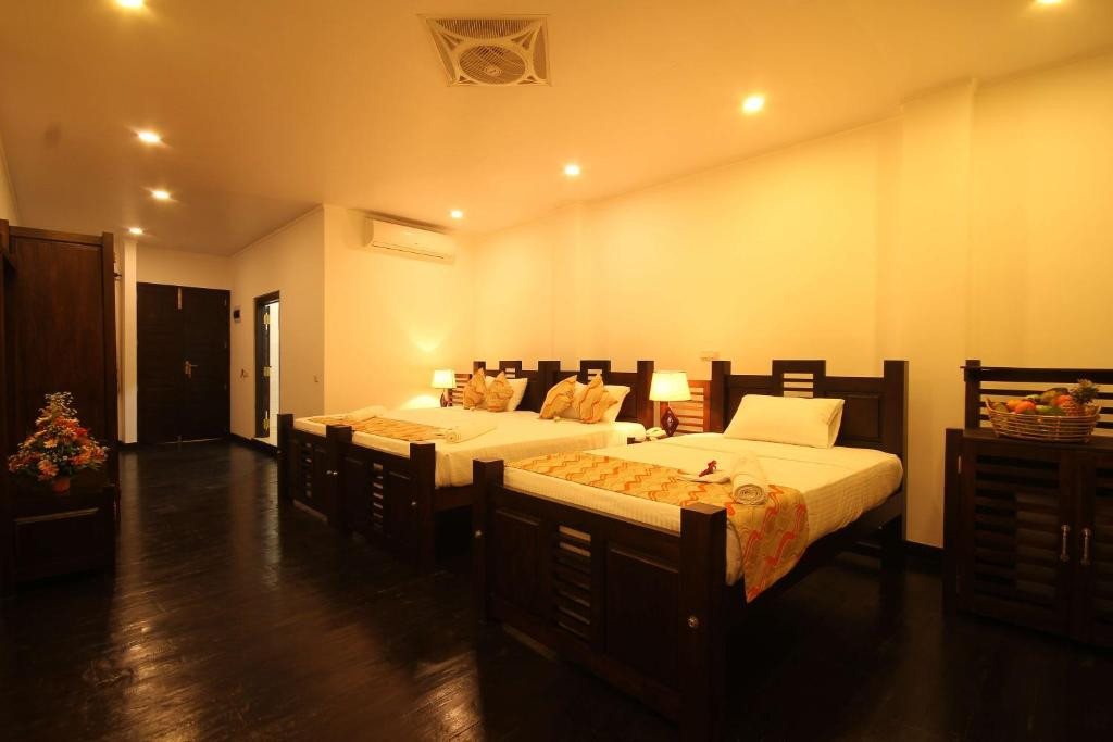 Saffron Hotel Unawatuna 3*