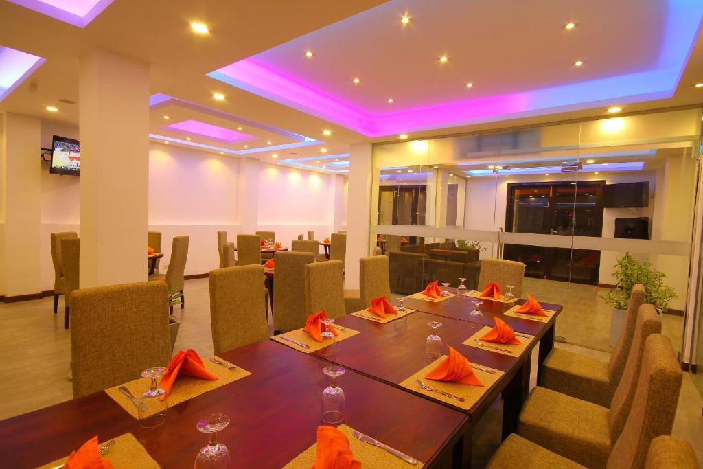 Saffron Hotel Unawatuna 3*