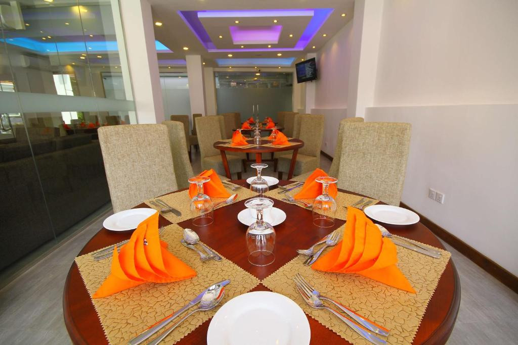 Saffron Hotel Unawatuna 3*