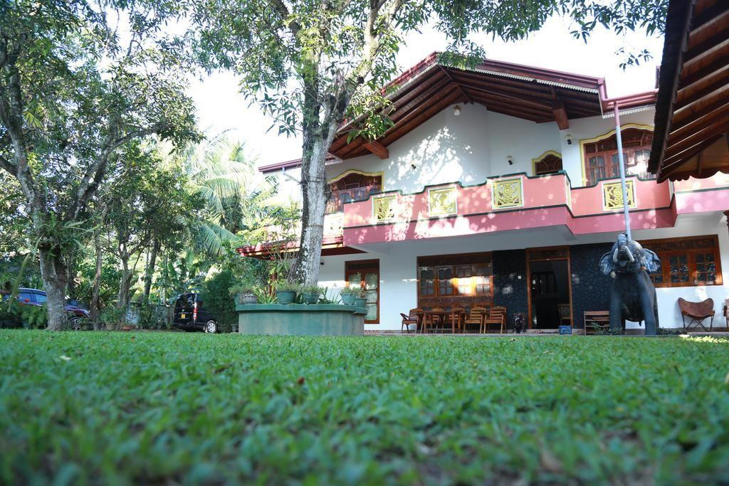 Sumal Villa 3*