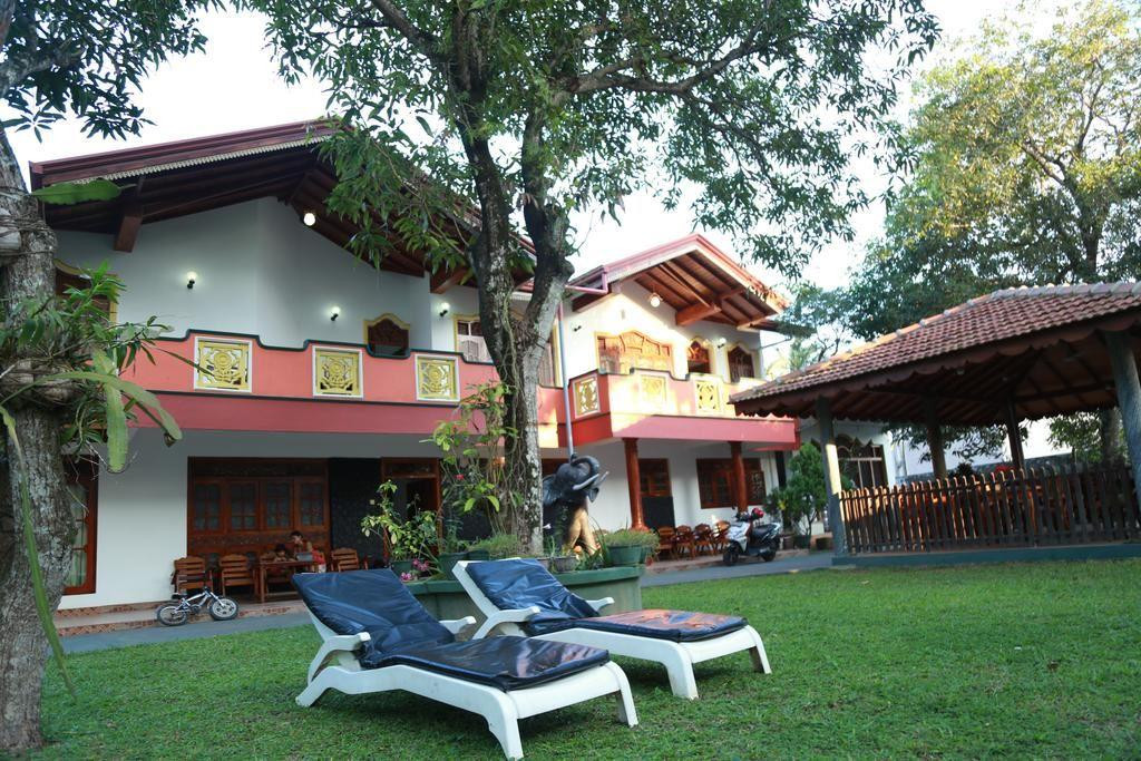 Sumal Villa 3*