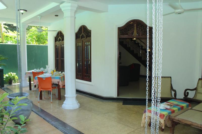 Tiny Royal Palace 2*