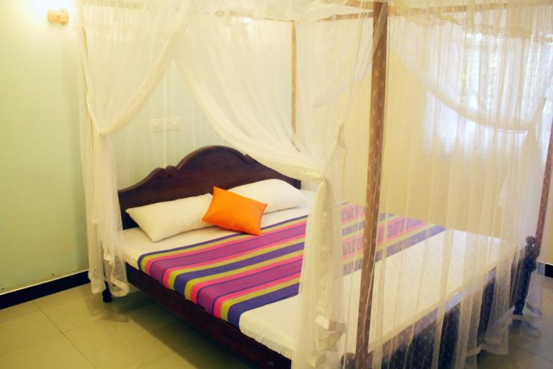 Tiny Royal Palace 2*