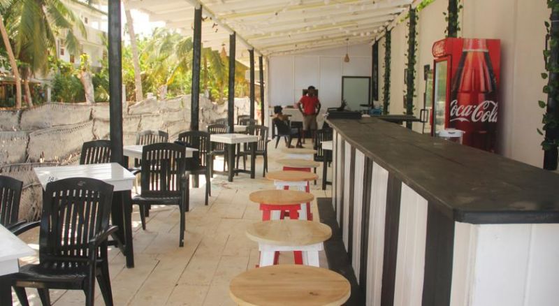 W&D Beach Hotel & Restaurant 2*