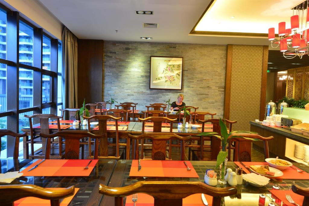 Barry Boutique Hotel Sanya 3*