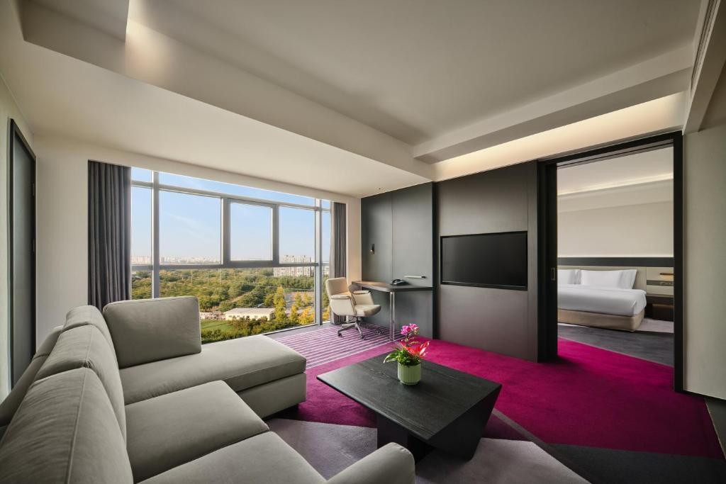 Crowne Plaza International Airport Beijing 5*
