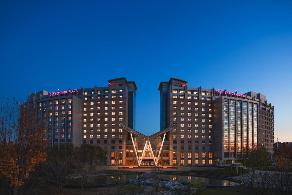 Crowne Plaza International Airport Beijing 5*