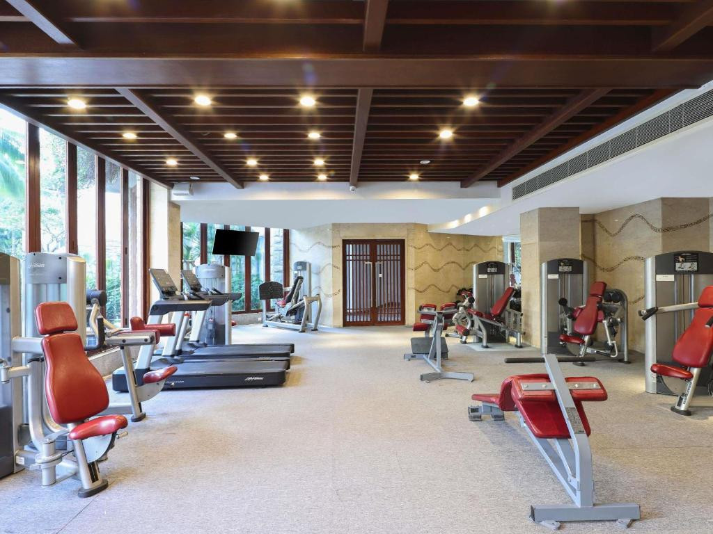 Swissotel & Grand Mercure Sanya Yalong Bay 5*