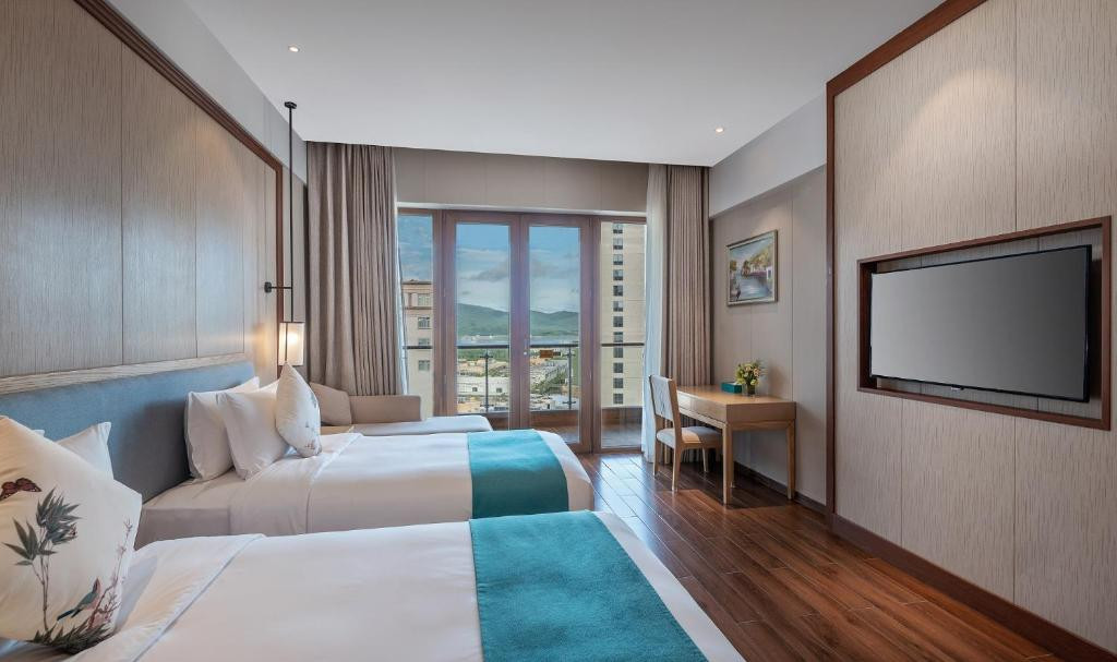 Dadonghai Hotel Sanya 5*