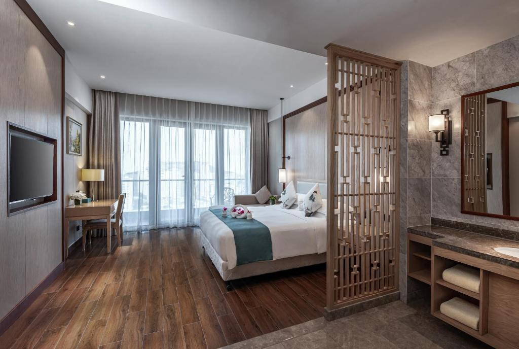 Dadonghai Hotel Sanya 5*