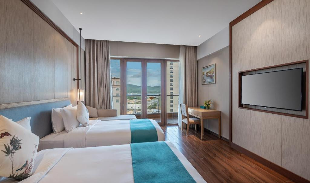 Dadonghai Hotel Sanya 5*