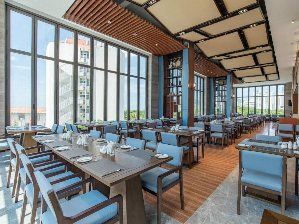 Dadonghai Hotel Sanya 5*