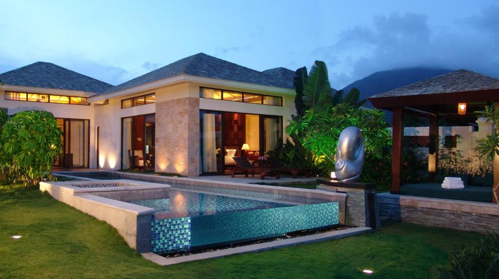 Grand Metropark Resort Yalong Bay 5*
