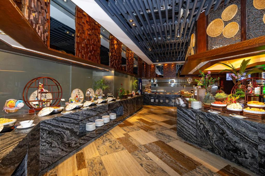 Grand Metropark Resort Yalong Bay 5*