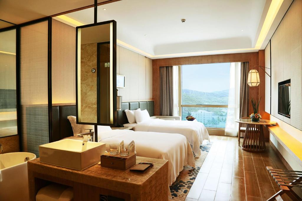 Harman Resort Hotel Sanya 5*